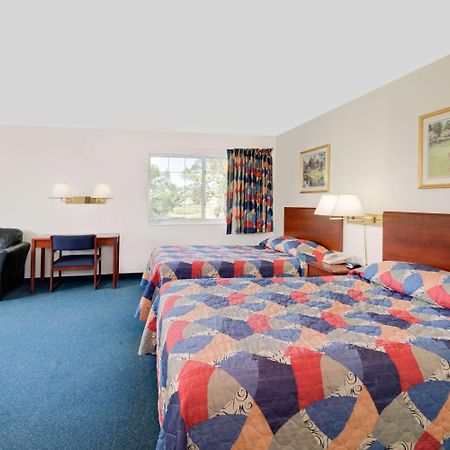 Hotel Super 8 By Wyndham Emmetsburg Exterior foto