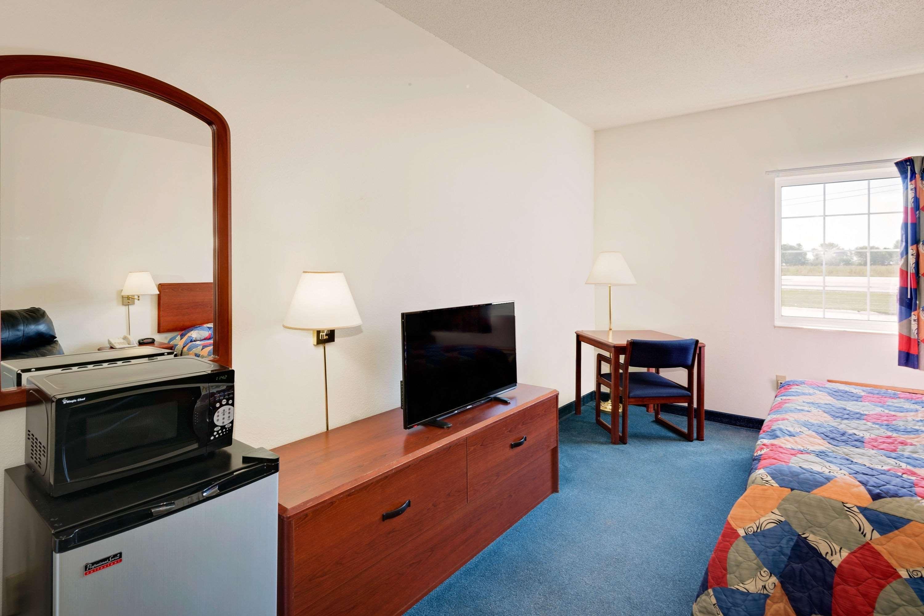Hotel Super 8 By Wyndham Emmetsburg Exterior foto